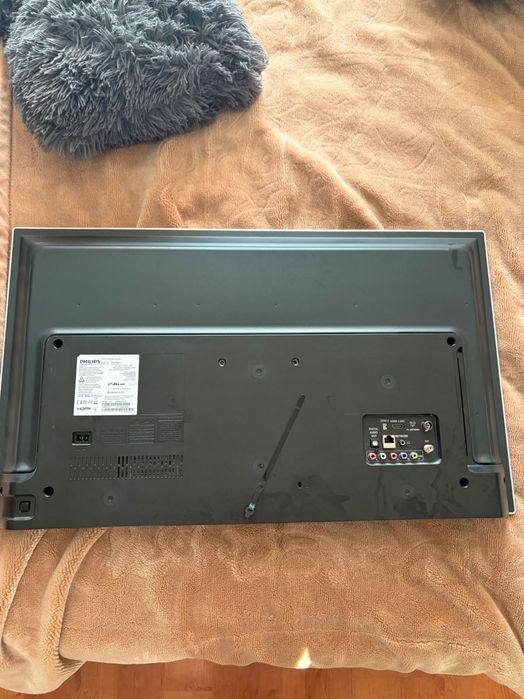 Philips 32” Full HD телевізор 32PFS5823/12