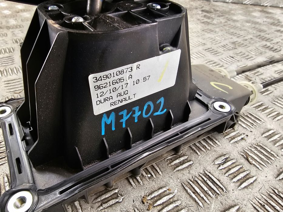 lewarek dzwignia zmiany biegów linki renault clio iv 0,9 tce 349010873r