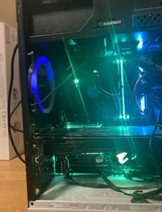 Продам стильний ігровий ПК з RGB підсвіткою!