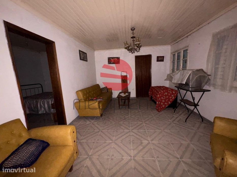 Moradia C/Terreno Paradinha