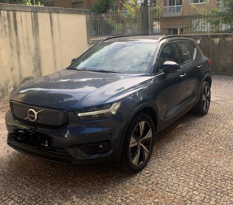 Volvo XC40 Recharge P8 Twin Motor AWD 408 ch – Full Options – 46 500 km