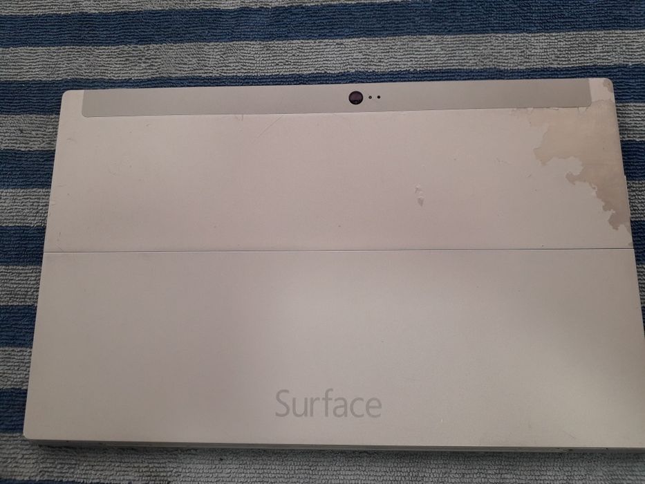 Microsoft Surface RT 32Gb (model 1572)