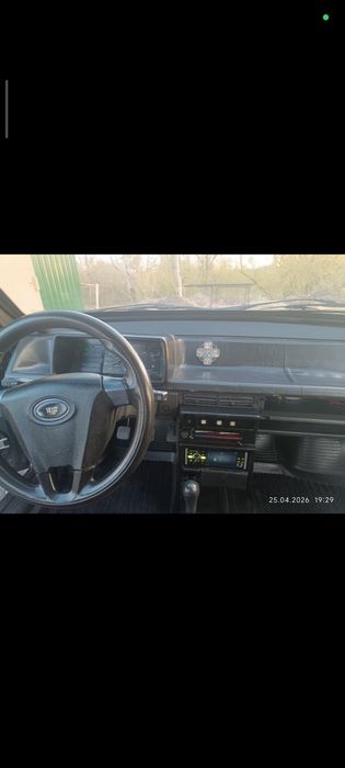 Автомобіль Lada ваз 2109