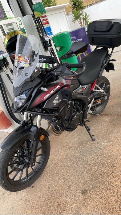Honda CB 500 X.