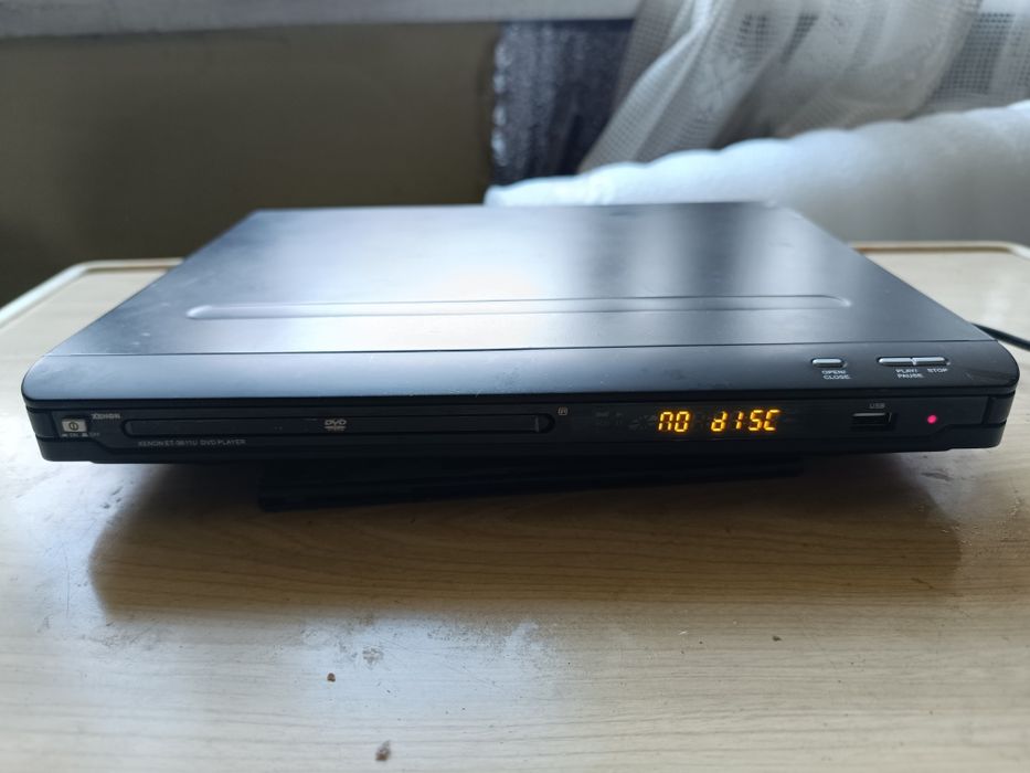 DVD програвач xenon et 3611u