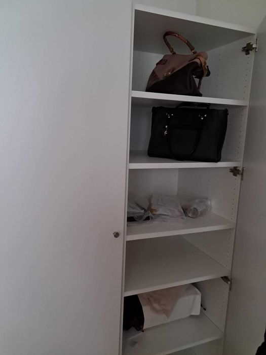 Guarda Roupa  com pouco uso