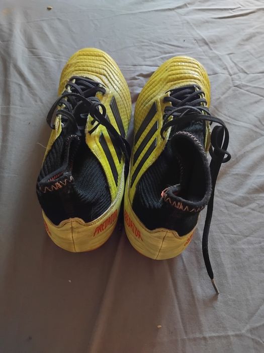 Chuteiras novas sem uso