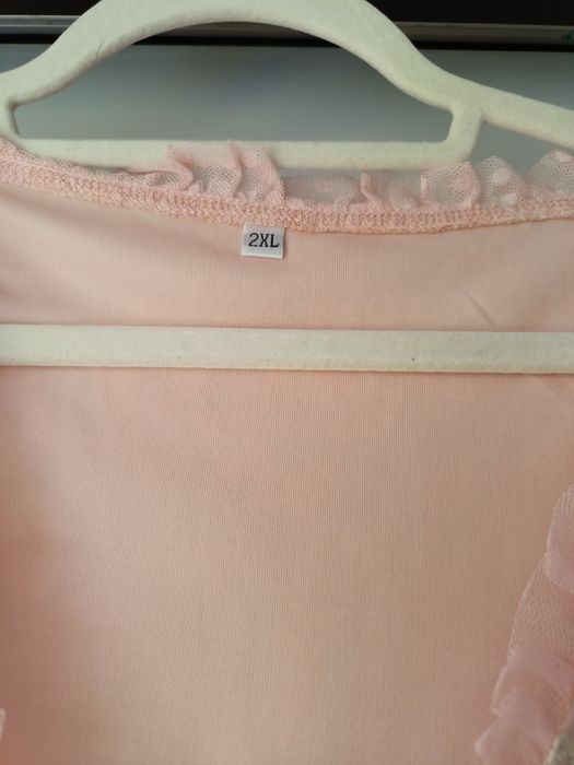 Sukienka maxi z siateczką pudrowy róż XXL