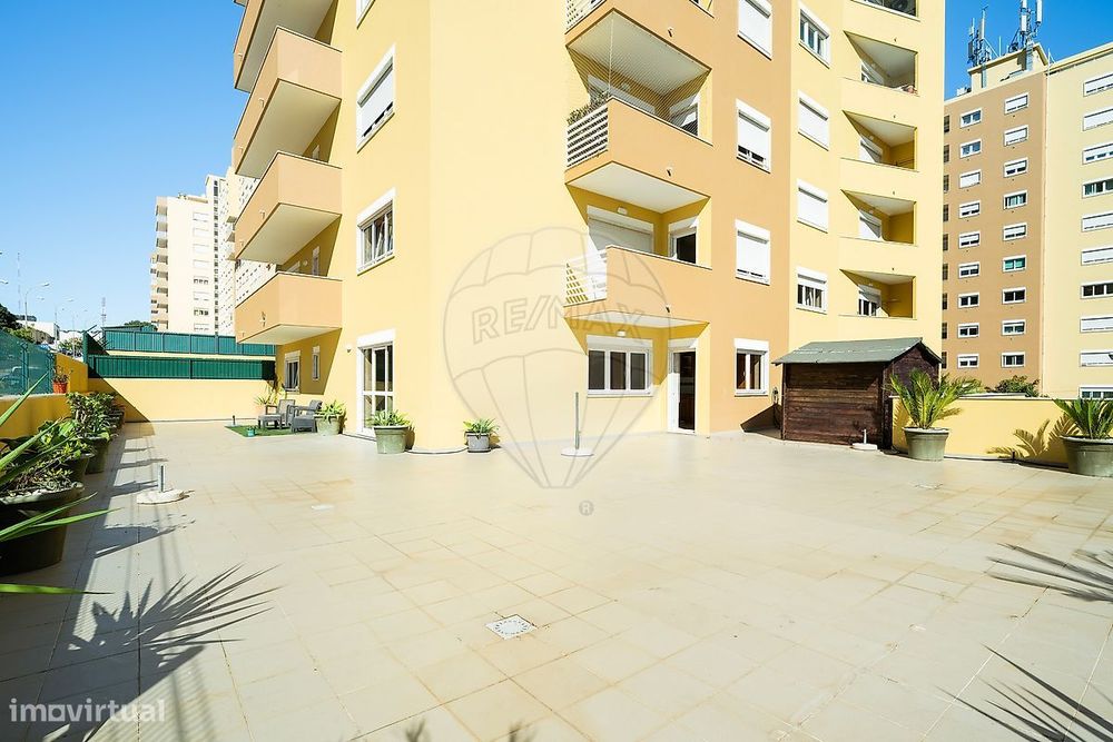 Apartamento T2 para arrendamento