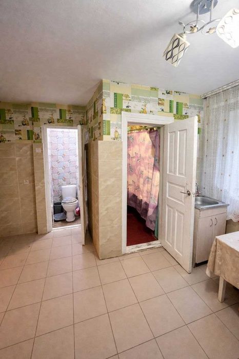 Продаж великого будинку в мікрорайоні Дубове, провулок Київський