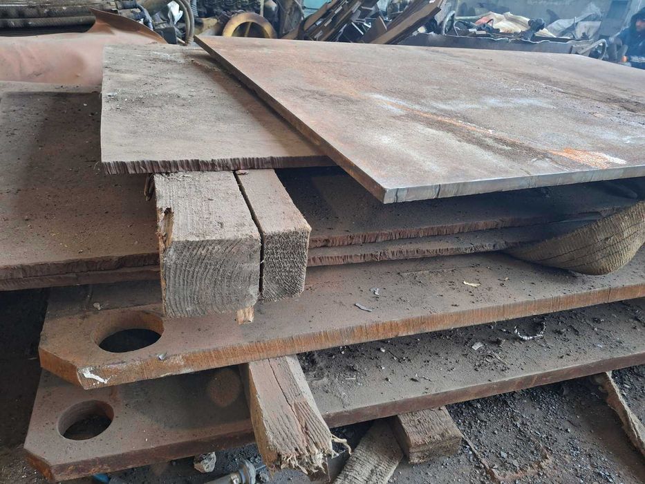 Вивіз металобрухту, батареи, ванни, станки