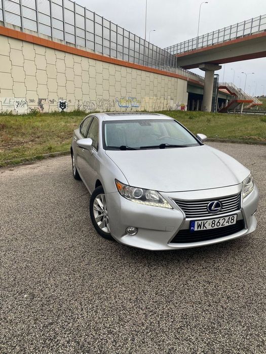 Lexus ES Lexus ES 300h Business udokumentowany przebieg
