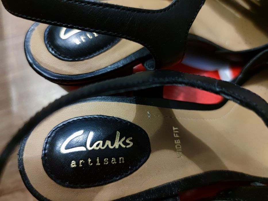 Босоножки Clarks 41