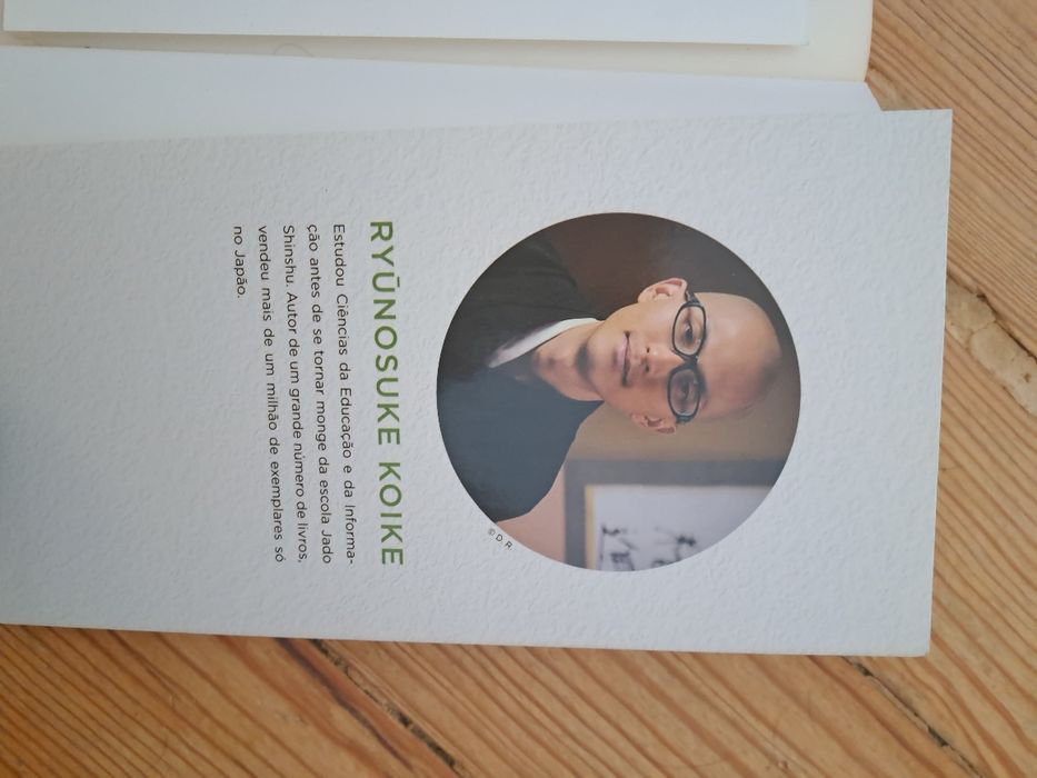 Livro Felizes sem um Ferrari