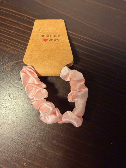 satynowa gumka do włosów