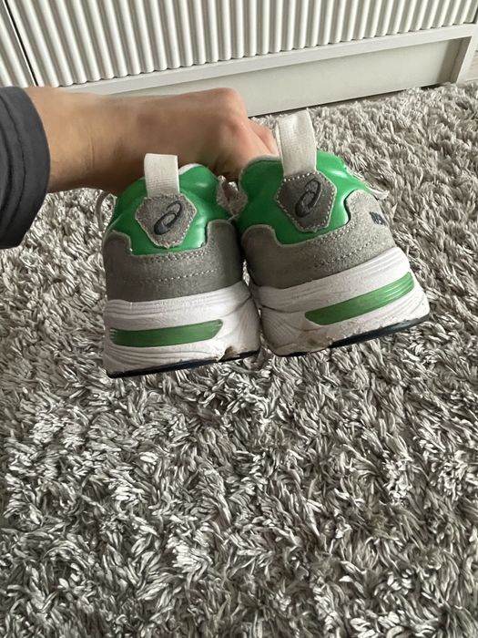 кросівки Asics GEL-1090v2