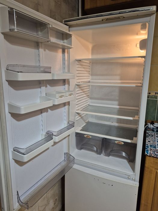 Двохкамерний холодильник Мінськ