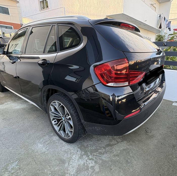 BMW X1  18d  sDrive Automático