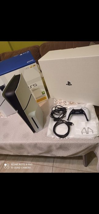 Konsola ps5 z napędem