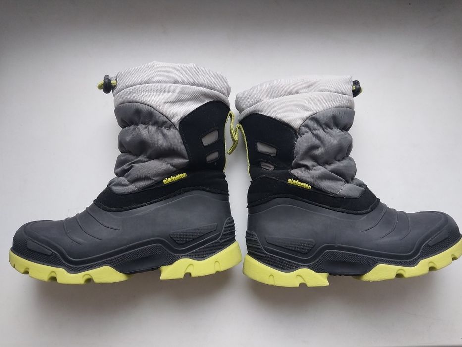 Зимове взуття   дитяче.