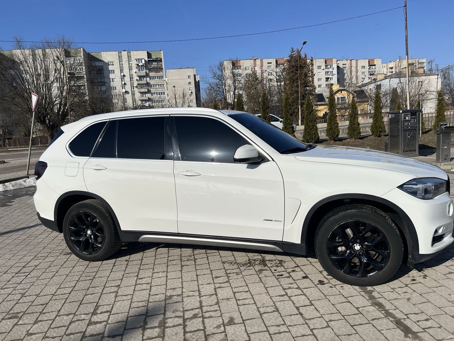 BMW X5 F15 3.0 бензин 119тис пробіг, технічно без нюансів
