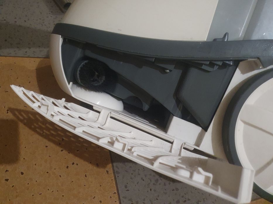 Продам миючий пилосос Zelmer aquawelt 1600w