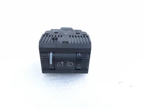 Botão / interruptor de luzes VOLKSWAGEN Polo (6R, 6C)