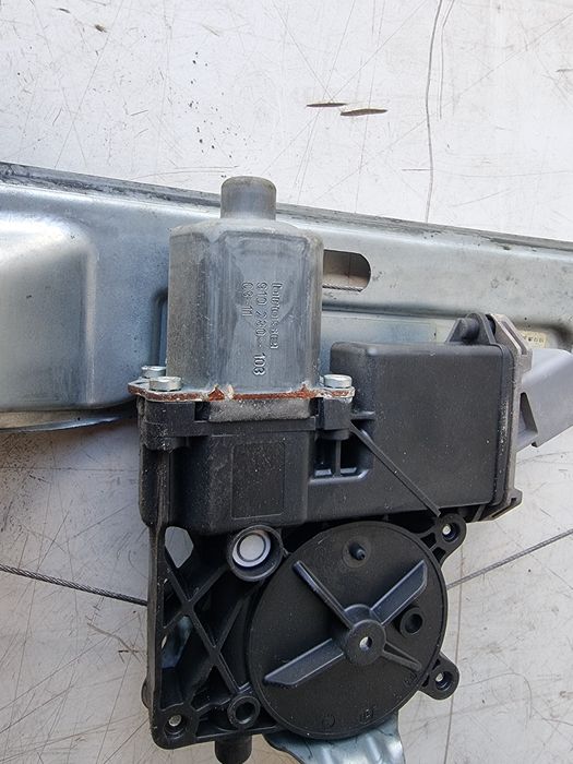 Mechanizm moduł silniczek sterowanie szyb Opel Insignia A