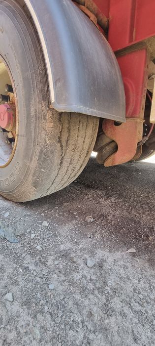 Напівпричіп-зерновоз