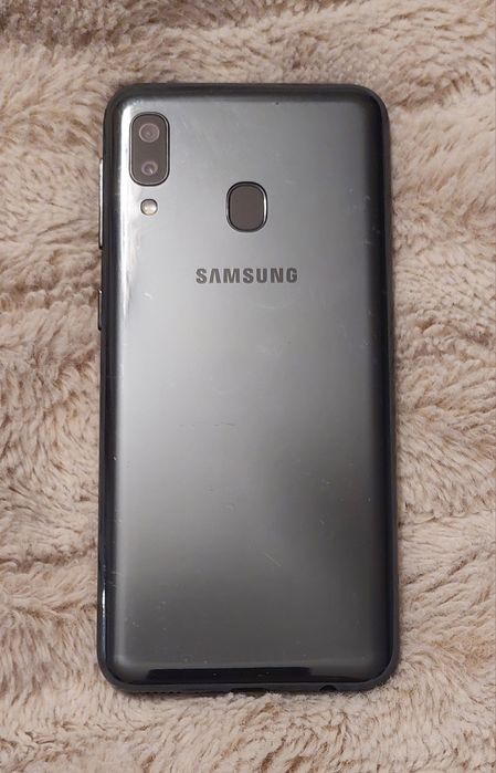 Smartfon Samsung A20e