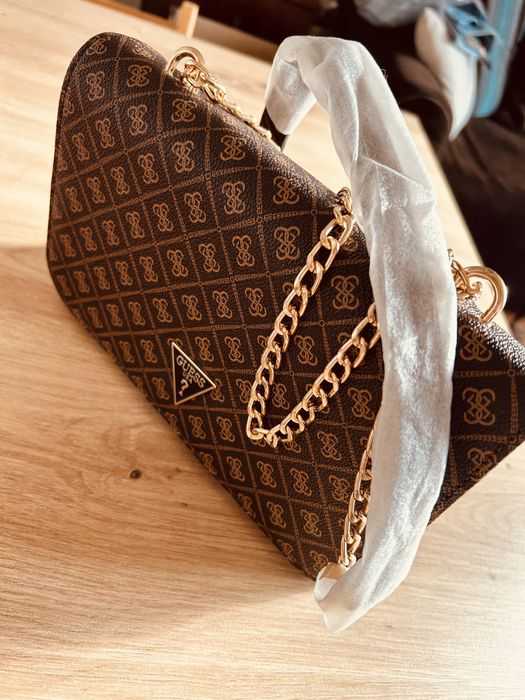 Kopertowka damska guess