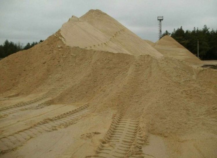 Песок  щебень всех фракций отсев и чернозем
