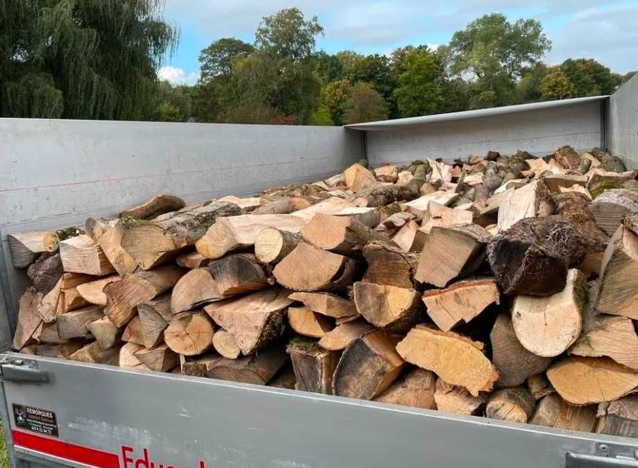 Lenha seca à venda