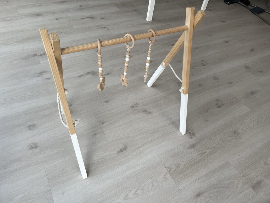 Stojak edukacyjny Baby gym