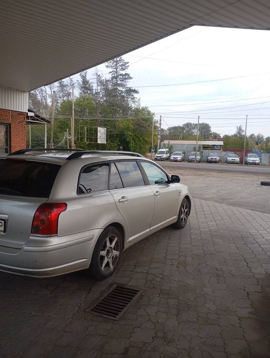 Продам таета авенсис