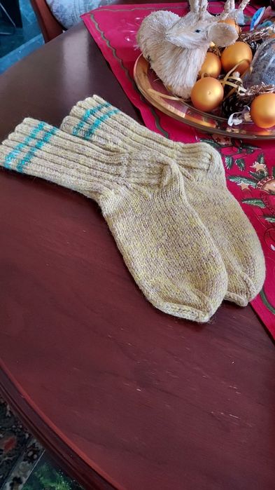 Wełniane skarpety recznie robione