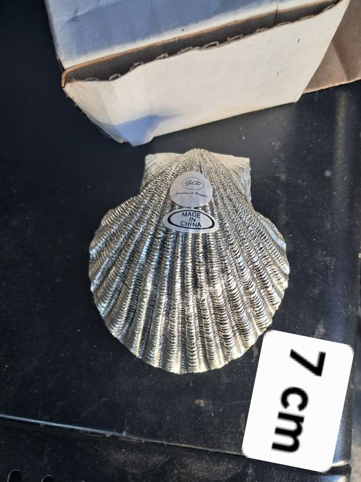 Conchinha de Vieira  em metal