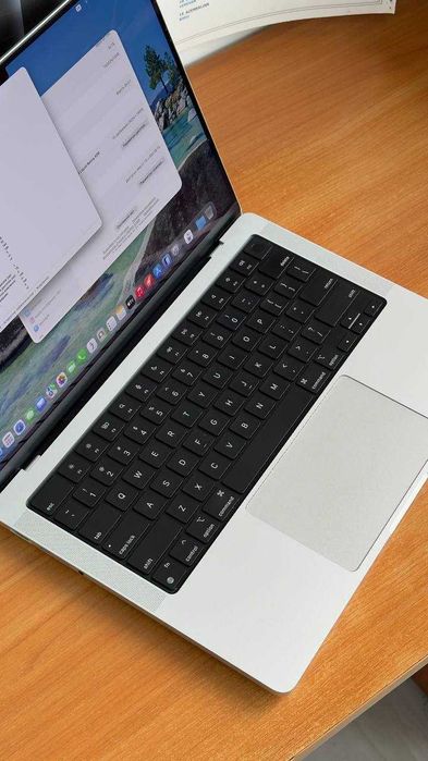 Apple MacBook Pro 14" M1Pro 16gb 512Gb Silver MKGR3 2021