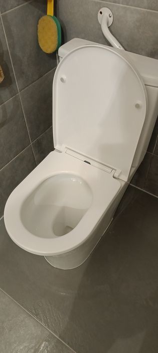 Wc kompakt stojący