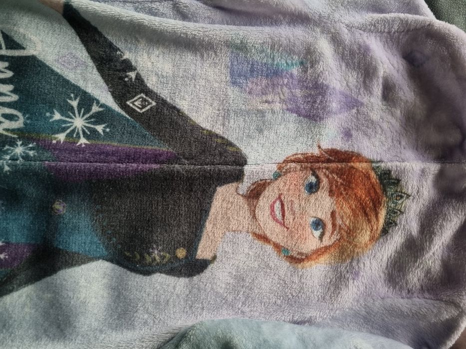 Piżamka dla dziewczynki 8 lat frozen Elza Anna Kraina lodu 128