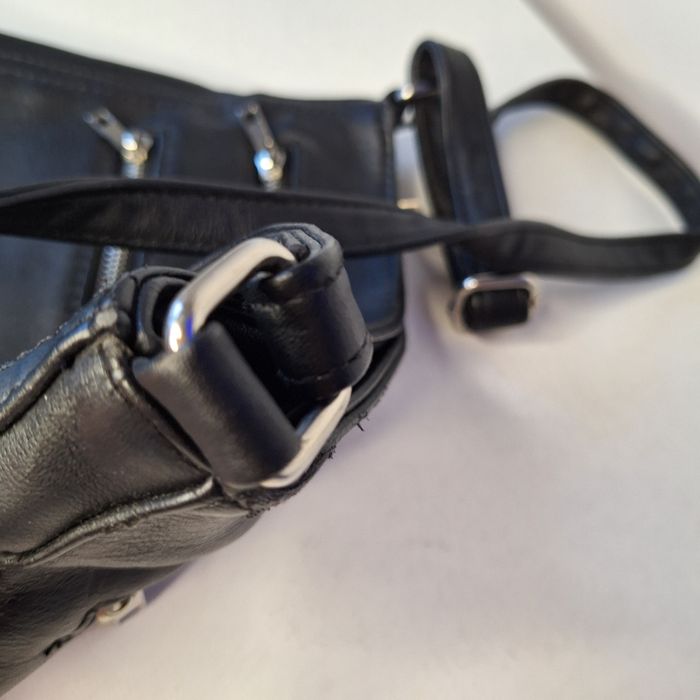 Czarna Torebka listonoszka Witchen