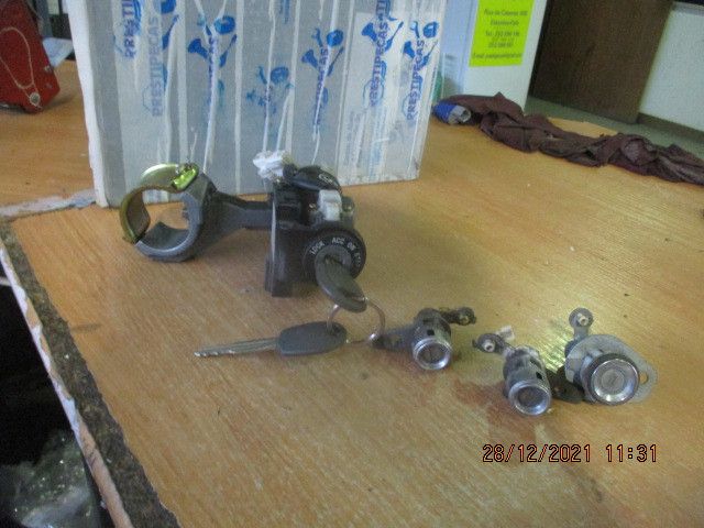 Conjunto de canhões KIA Cerato Sedan (LD)