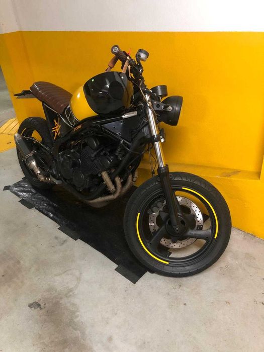 motociclo yamaha XJ600