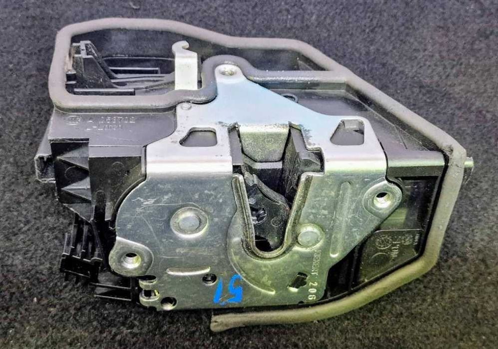 Fechadura / Fecho Porta Frente Direito 7202146 - BMW 1