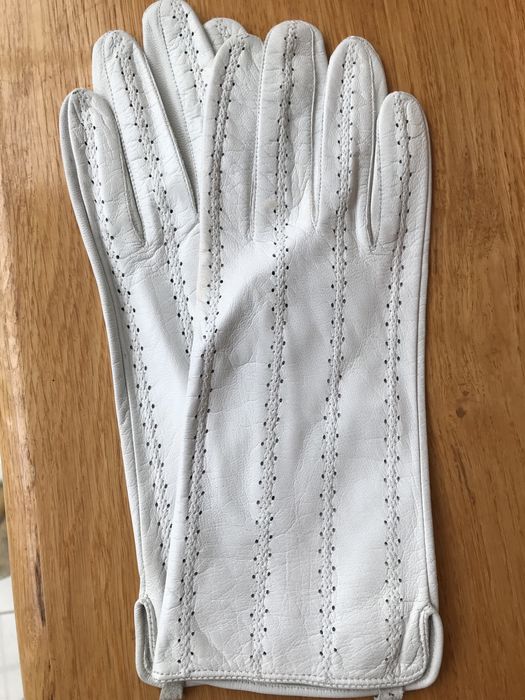 Перчатки женские натуральная кожа (цвет слоновой кости, размер 8)