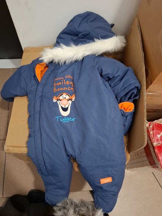 Kombinezon 68 czarny i niebieski