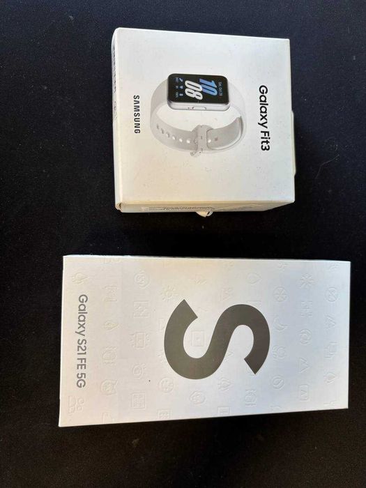 Продаю Samsung S21 FE + Samsung Galaxy Fit3