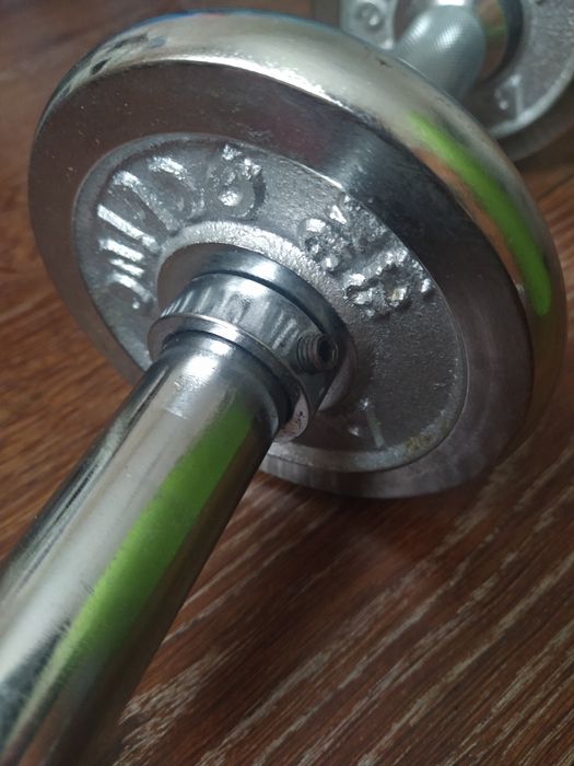 Наборная хромированная гантель 4.8 кг