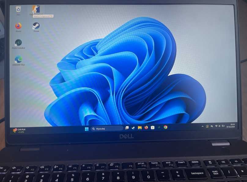 Dell Latitude 5501/intel Core i7-9850H/16GB RAM/SSD 256GB/prawie nowy