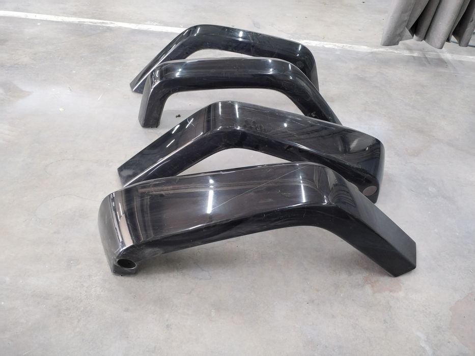 alargador/moldura de para-lama traseiro  e frente  Jeep Wrangler JK (2007-2018), preto.